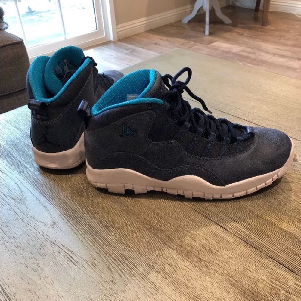 Nike Air Jordan 10 Retro Size 9.5 LA edition